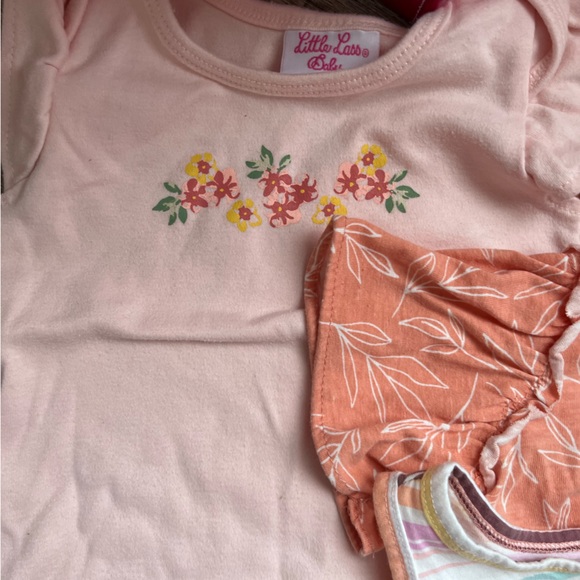 🌻3/25$ Set of 3 baby girl summer tops 12 months - Picture 4 of 4